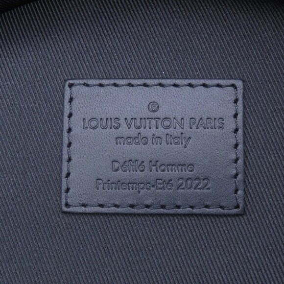 LOUIS VUITTON wheel box Monogram Noir M59706 - Picture 14 of 16